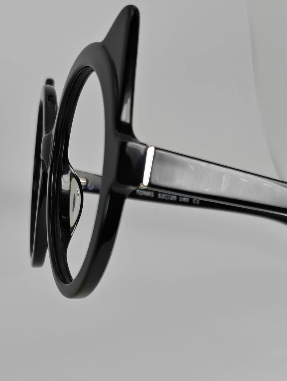 Tonks. Black Cat-Ear Round Frame Women's Eyeglasses. Novelty. Opthalmic.